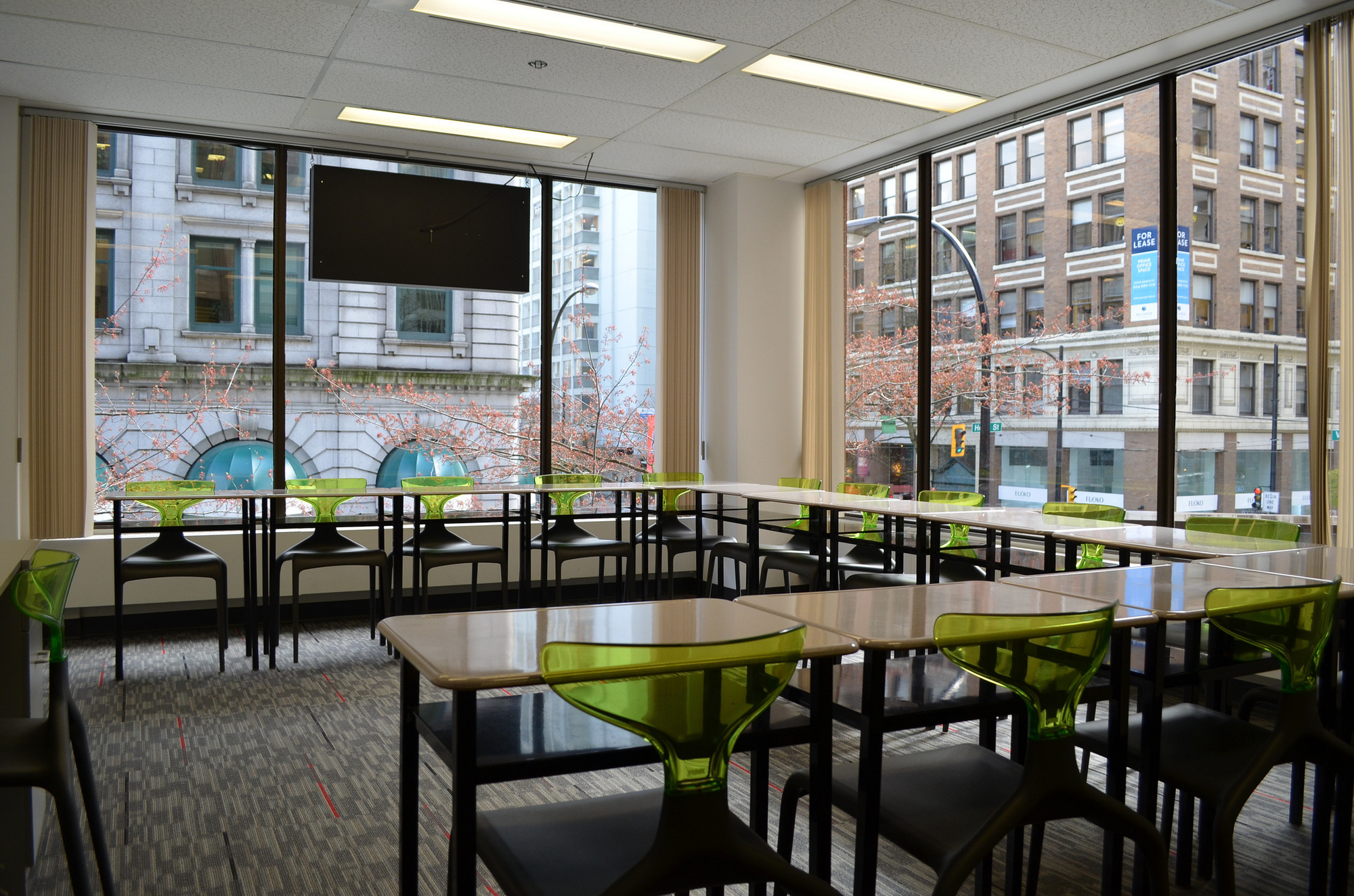 Oxford International - Toronto Campus campus